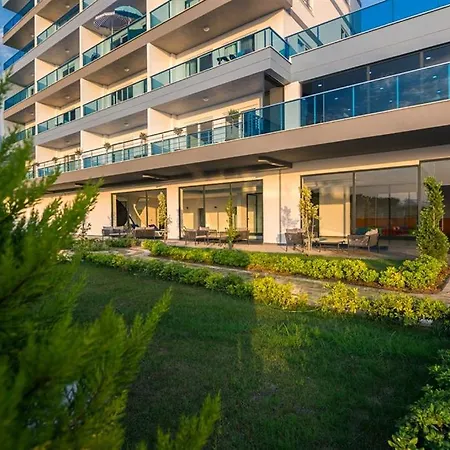 0032 Exodus Comfortable Furnished Flat In A Well-equipped Residential Complex אלאניה