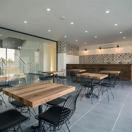 דירה 0032 Exodus Comfortable Furnished Flat In A Well-equipped Residential Complex