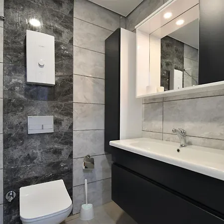 0032 Exodus Comfortable Furnished Flat In A Well-equipped Residential Complex אלאניה
